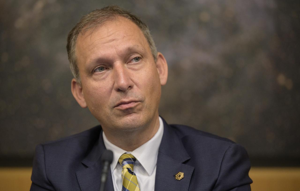 NASA Associate Administrator for the Science Mission Directorate Thomas Zurbuchen gives remarks during a briefing, Wednesday, June 29, 2022, at the Space Telescope Science Institute (STScI) in Baltimore. The briefing focused on the status of NASA’s James Webb Space Telescope in its final weeks of preparing for its science mission, as well as overviews of planned science for Webb’s first year of operations. Photo Credit: (NASA/Bill Ingalls)