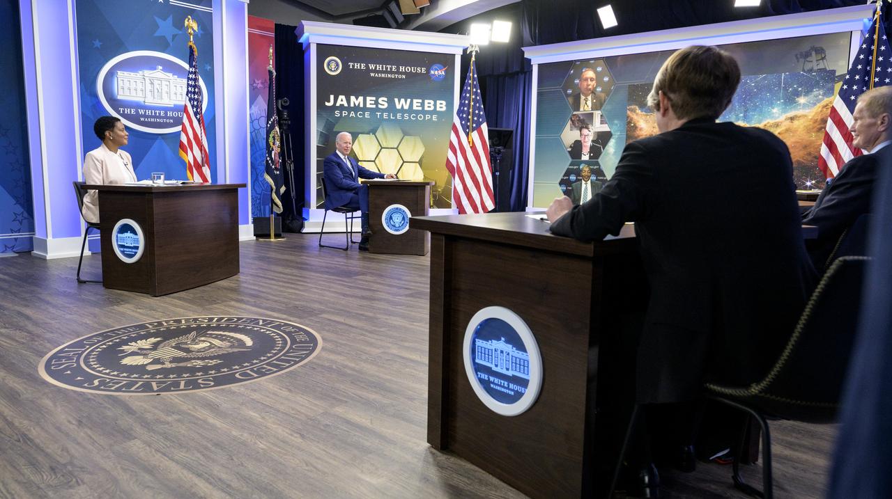 U.S. President Joe Biden, 2nd from left, and Director of the White House Office of Science and Technology Policy (OSTP) Alondra Nelson, left, talk with NASA James Webb Space Telescope Operations Project Scientist Jane Rigby, and NASA Administrator Bill Nelson, right, in a meeting after they previewed the first full-color image from NASA’s James Webb Space Telescope, Monday, July 11, 2022, in the South Court Auditorium in the Eisenhower Executive Office Building on the White House complex in Washington. Photo Credit: (NASA/Bill Ingalls)