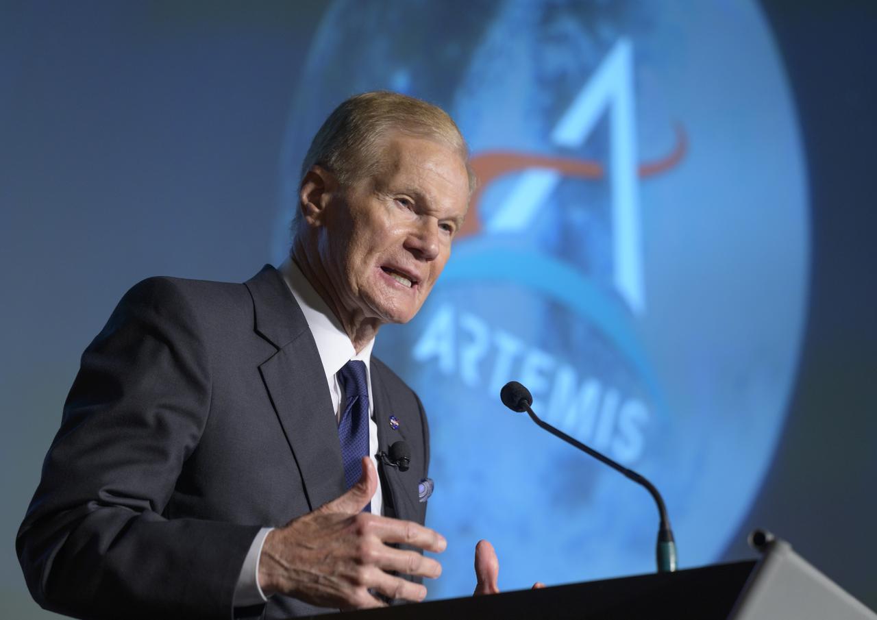 NASA Administrator Bill Nelson speaks during a NASA briefing on the Artemis I Moon mission, Wednesday, Aug. 3, 2022, at the Mary W. Jackson NASA Headquarters building in Washington. NASA’s Artemis I mission is the first integrated test of the agency’s deep space exploration systems: the Orion spacecraft, Space Launch System rocket, and supporting ground systems. Launch of the uncrewed flight test is targeted for no earlier than Monday, Aug. 29. Photo Credit: (NASA/Bill Ingalls)