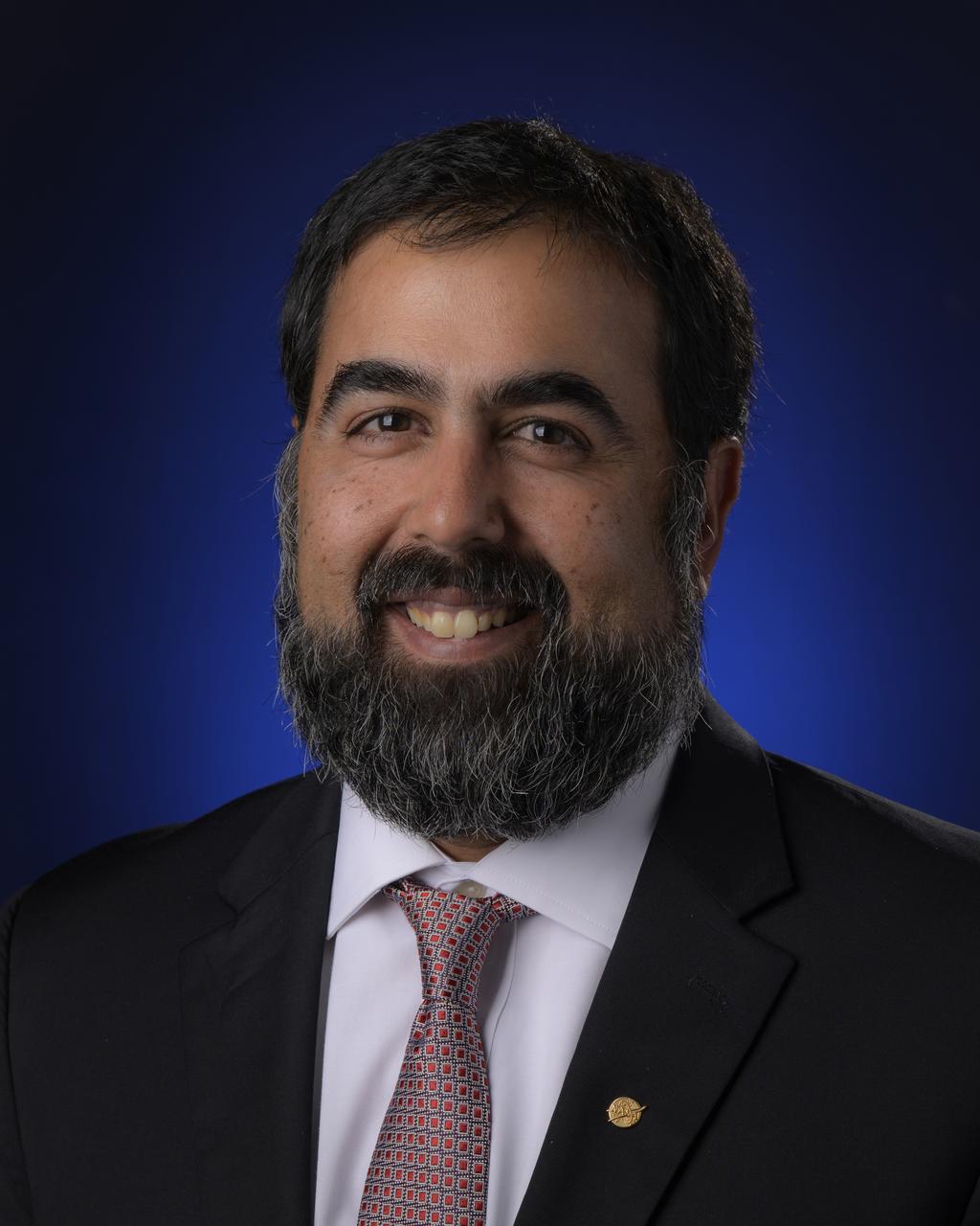 Official portrait of NASA Associate Administrator Amit Kshatriya, Tuesday, Aug. 9, 2022, at the Mary W. Jackson NASA Headquarters building in Washington. Photo Credit: (NASA/Keegan Barber)