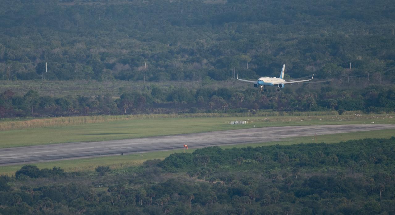 Air Force Two is seen as it arrives at the Launch and Landing Facility at NASA’s Kennedy Space Center ahead of the launch of Artemis I, Monday, Aug. 29, 2022, in Florida. NASA’s Artemis I flight test is the first integrated flight test of the agency’s deep space exploration systems: the Orion spacecraft, Space Launch System (SLS) rocket, and ground systems. The launch director halted today’s launch attempt at approximately 8:30 a.m. ET. Photo Credit: (NASA/Joel Kowsky)