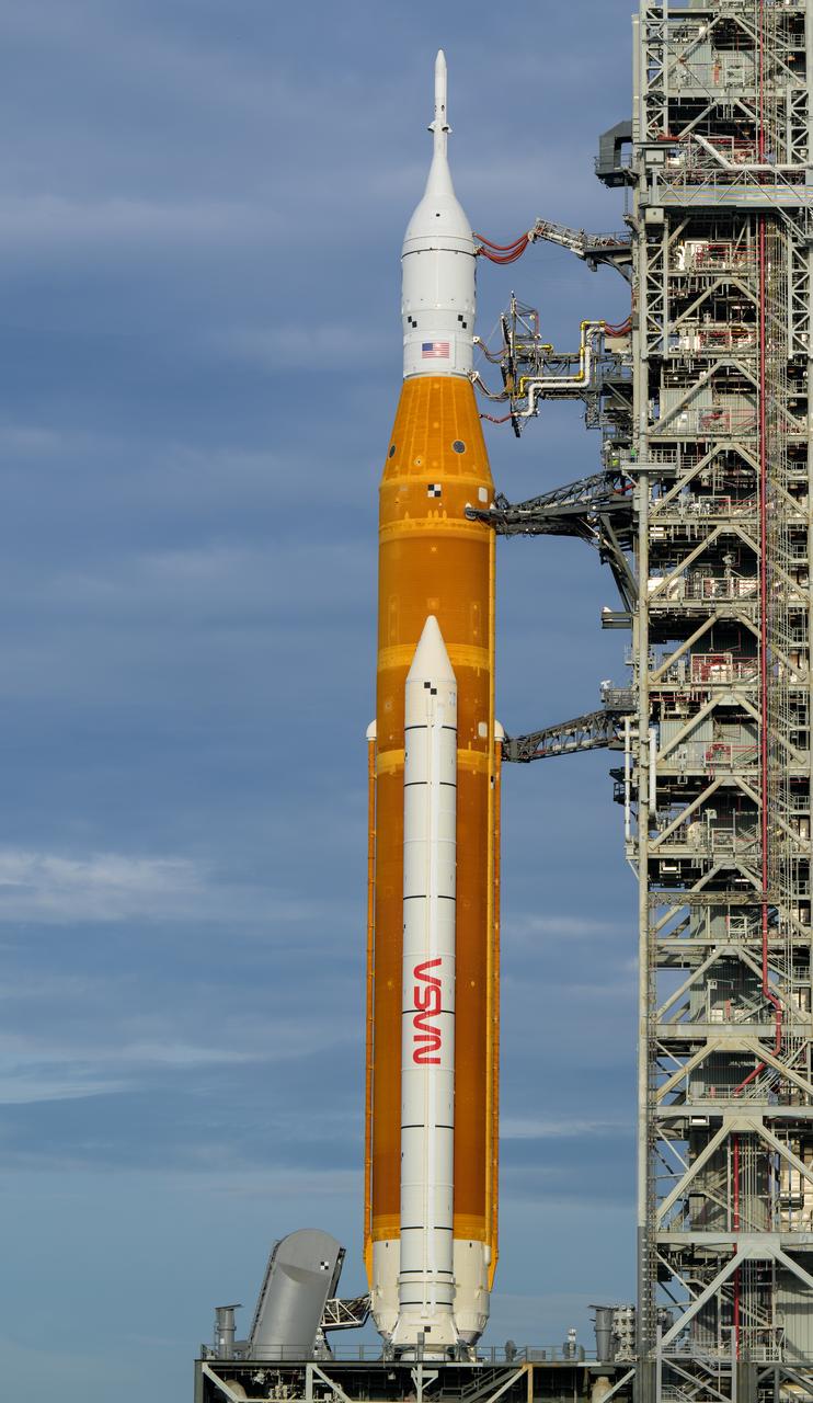 NASA’s Space Launch System (SLS) rocket with the Orion spacecraft aboard is seen atop a mobile launcher at Launch Pad 39B as preparations for launch continue, Friday, Sept. 2, 2022, at NASA’s Kennedy Space Center in Florida. NASA’s Artemis I flight test is the first integrated test of the agency’s deep space exploration systems: the Orion spacecraft, SLS rocket, and supporting ground systems. Launch of the uncrewed flight test is targeted for Sept. 3 at 2:17 p.m. EDT. Photo Credit: (NASA/Bill Ingalls)