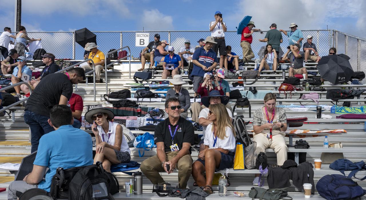 Guests at the Banana Creek viewing site watch NASA’s Space Launch System (SLS) rocket with the Orion spacecraft aboard atop the mobile launcher at Launch Pad 39B, Saturday, Sept. 3, 2022, as the Artemis I launch teams load more than 700,000 gallons of cryogenic propellants including liquid hydrogen and liquid oxygen as the launch countdown progresses at NASA’s Kennedy Space Center in Florida. NASA’s Artemis I flight test is the first integrated test of the agency’s deep space exploration systems: the Orion spacecraft, SLS rocket, and supporting ground systems. The launch director waived off today’s Artemis I launch attempt at approximately 11:17 a.m. EDT. Photo Credit: (NASA/Keegan Barber)
