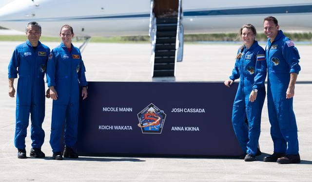 NASA image: NASA’s SpaceX Crew-5 Crew Arrival for Prelaunch Activities