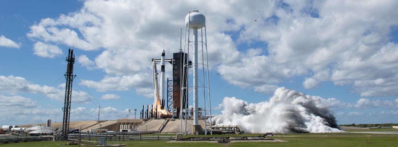 A SpaceX Falcon 9 rocket carrying the company's Crew Dragon spacecraft is launched on NASA’s SpaceX Crew-5 mission to the International Space Station with NASA astronauts Nicole Mann and Josh Cassada, Japan Aerospace Exploration Agency (JAXA) astronaut Koichi Wakata, and Roscosmos cosmonaut Anna Kikina onboard, Wednesday, Oct. 5, 2022, at NASA’s Kennedy Space Center in Florida. NASA’s SpaceX Crew-5 mission is the fifth crew rotation mission of the SpaceX Crew Dragon spacecraft and Falcon 9 rocket to the International Space Station as part of the agency’s Commercial Crew Program. Mann, Cassada, Wakata, and Kikini launched at 12:00 p.m. EDT from Launch Complex 39A at the Kennedy Space Center to begin a six month mission onboard the orbital outpost. Photo Credit: (NASA/Joel Kowsky)