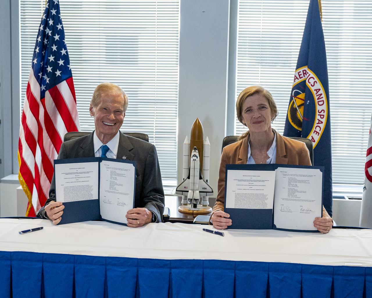 NASA Administrator Bill Nelson and USAID Administrator Samantha Power participate in a NASA-USAID Memorandum of Understanding (MoU) signing ceremony Friday, Nov. 4, 2022, at the Mary W. Jackson NASA Headquarters building in Washington. The MoU will enhance and expand the Agencies’ longstanding partnership that promotes science and technology solutions to address international development challenges in areas such as global health, climate change, food security, disaster mitigation and response, biodiversity conservation, and environmental management for sustainable development. Photo Credit: (NASA/Keegan Barber)