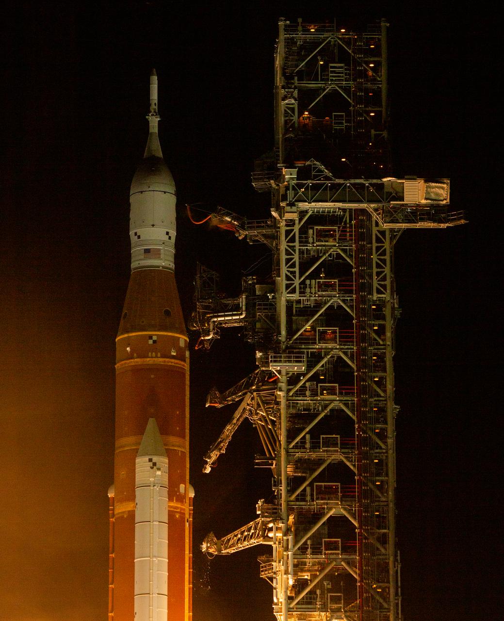 NASA’s Space Launch System rocket carrying the Orion spacecraft launches on the Artemis I flight test, Wednesday, Nov. 16, 2022, from Launch Complex 39B at NASA’s Kennedy Space Center in Florida. NASA’s Artemis I mission is the first integrated flight test of the agency’s deep space exploration systems: the Orion spacecraft, Space Launch System (SLS) rocket, and ground systems. SLS and Orion launched at 1:47 a.m. EST, from Launch Pad 39B at the Kennedy Space Center. Photo Credit: (NASA/Joel Kowsky)
