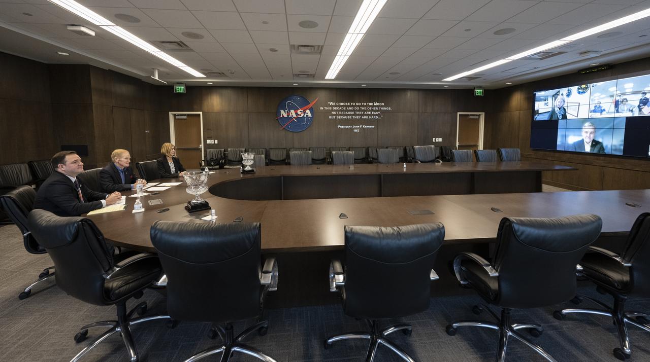 NASA Administrator Bill Nelson, joined by NASA Leadership, attends a virtual meeting hosted by Japanese Minister of Education, Culture, Sports, Science and Technology (MEXT) Keiko Nagaoka prior to signing a Gateway implementing agreement Thursday, Nov. 17, 2022, at NASA’s Kennedy Space Center in Florida. Photo Credit: (NASA/Keegan Barber)