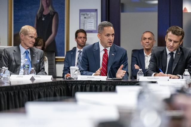 NASA image: Vice President Harris and French President Macron meet at NASA H