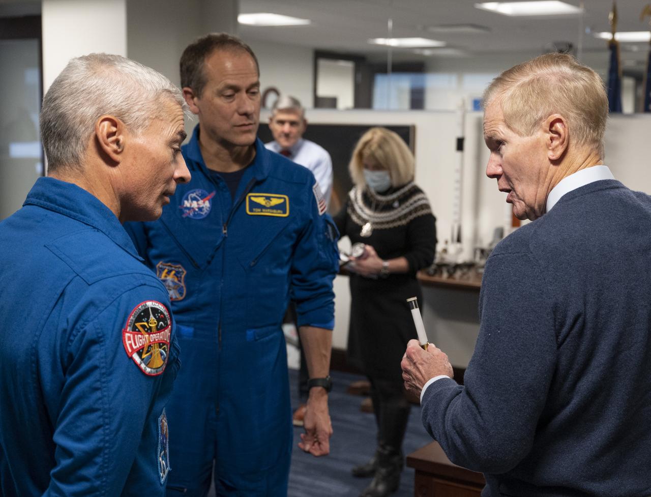 NASA’s SpaceX Crew-3 astronauts Raja Chari, Kayla Barron, Tom Marshburn, and Mark Vande Hei participate in a meet and greet with NASA leadership, Wednesday, Dec. 7, 2022, at the Mary W. Jackson NASA Headquarters Building in Washington. Photo Credit: (NASA/Keegan Barber)