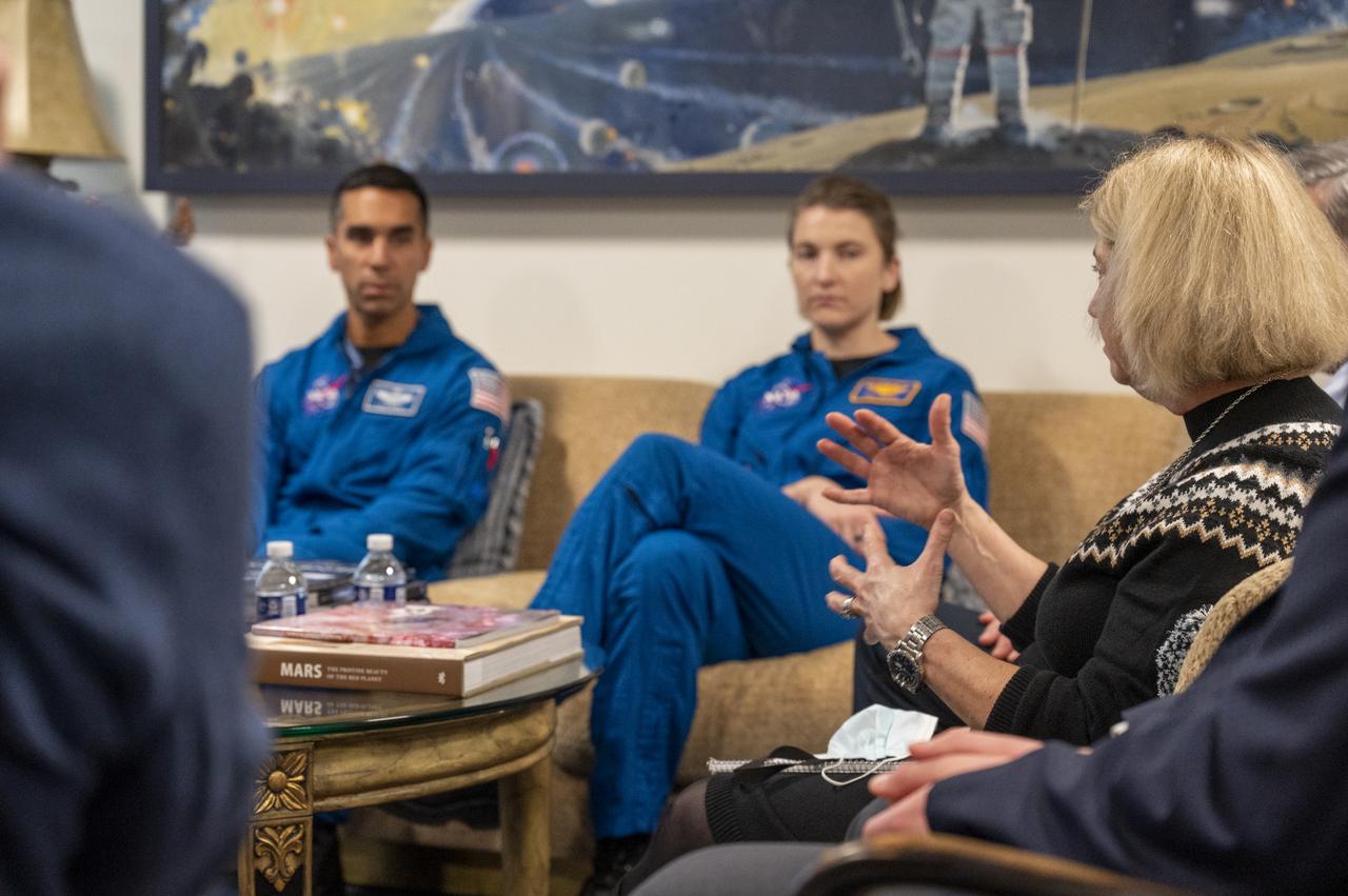 NASA’s SpaceX Crew-3 astronauts Raja Chari, Kayla Barron, Tom Marshburn, and Mark Vande Hei participate in a meet and greet with NASA leadership, Wednesday, Dec. 7, 2022, at the Mary W. Jackson NASA Headquarters Building in Washington. Photo Credit: (NASA/Keegan Barber)