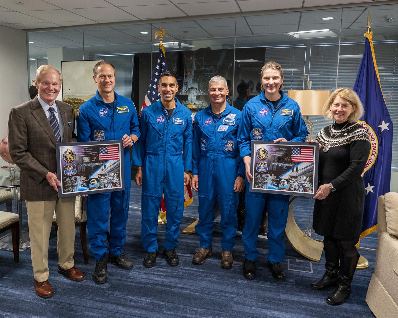 NASA’s SpaceX Crew-3 astronauts Raja Chari, Kayla Barron, Tom Marshburn, and Mark Vande Hei pose for a photo with NASA leadership, Wednesday, Dec. 7, 2022, at the Mary W. Jackson NASA Headquarters Building in Washington. Photo Credit: (NASA/Keegan Barber)