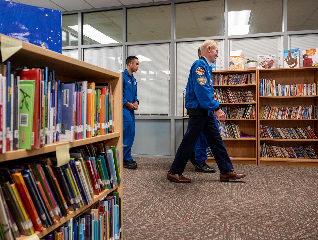 NASA Administrator Bill Nelson and NASA astronauts Raja Chari, Kayla Barron, Tom Marshburn, and Mark Vande Hei visit Amidon-Bowen Elementary School, Thursday, Dec. 8, 2022, in Washington. Vande Hei spent 355 days in space as a member of Expedition 65/66 and was joined during Expedition 66 by Marshburn, Chari, and Barron who spent 177 days onboard the International Space Station.Photo Credit: (NASA/Keegan Barber)
