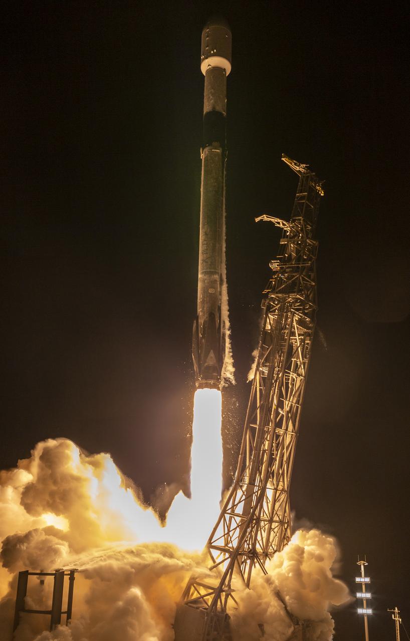 A SpaceX Falcon 9 rocket launches with the Surface Water and Ocean Topography (SWOT) spacecraft onboard, Friday, Dec. 16, 2022, from Space Launch Complex 4E at Vandenberg Space Force Base in California. Jointly developed by NASA and Centre National D'Etudes Spatiales (CNES), with contributions from the Canadian Space Agency (CSA) and United Kingdom Space Agency, SWOT is the first satellite mission that will observe nearly all water on Earth’s surface, measuring the height of water in the planet’s lakes, rivers, reservoirs, and the ocean. Photo Credit: (NASA/Keegan Barber)