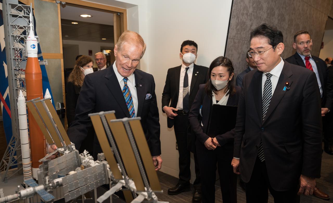 NASA Administrator Bill Nelson shows Prime Minister of Japan, His Excellency Kishida Fumio, a model of the International Space Station (ISS) before U.S. Secretary of State Antony Blinken and Japan’s Minister for Foreign Affairs, Hayashi Yoshimasa, sign an agreement that builds on a long history of collaboration in space exploration between the U.S. and Japan, Friday, Jan. 13, 2023, at the Mary W. Jackson NASA Headquarters building in Washington. “The Framework Agreement Between the Government of Japan and the Government of the United States of America for Cooperation in Space Exploration and Use of Outer Space, Including the Moon and Other Celestial Bodies, For Peaceful Purposes” covers joint activities including space science, Earth science, space operations and exploration, aeronautical science and technology, space technology, space transportation, and safety and mission assurance, among others. Photo Credit: (NASA/Aubrey Gemignani)