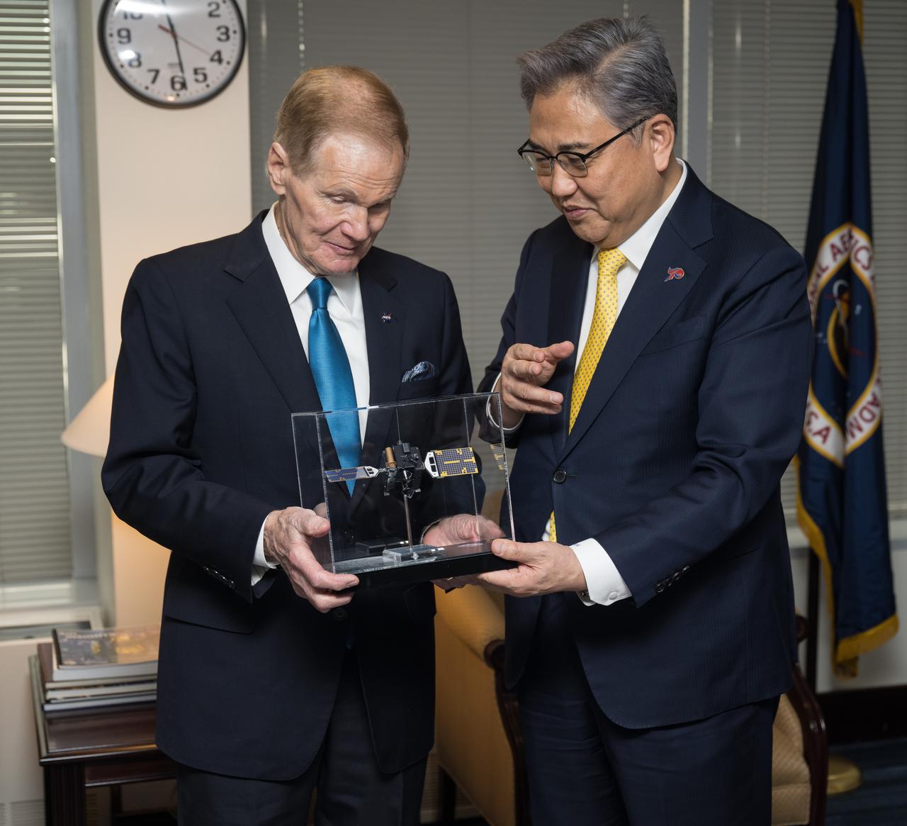 NASA Administrator Bill Nelson receives a gift from Republic of Korea Minister of Foreign Affairs, Jin Park, Thursday, Feb. 2, 2023 at the Mary W. Jackson NASA Headquarters building in Washington DC. Photo Credit: (NASA/Aubrey Gemignani)