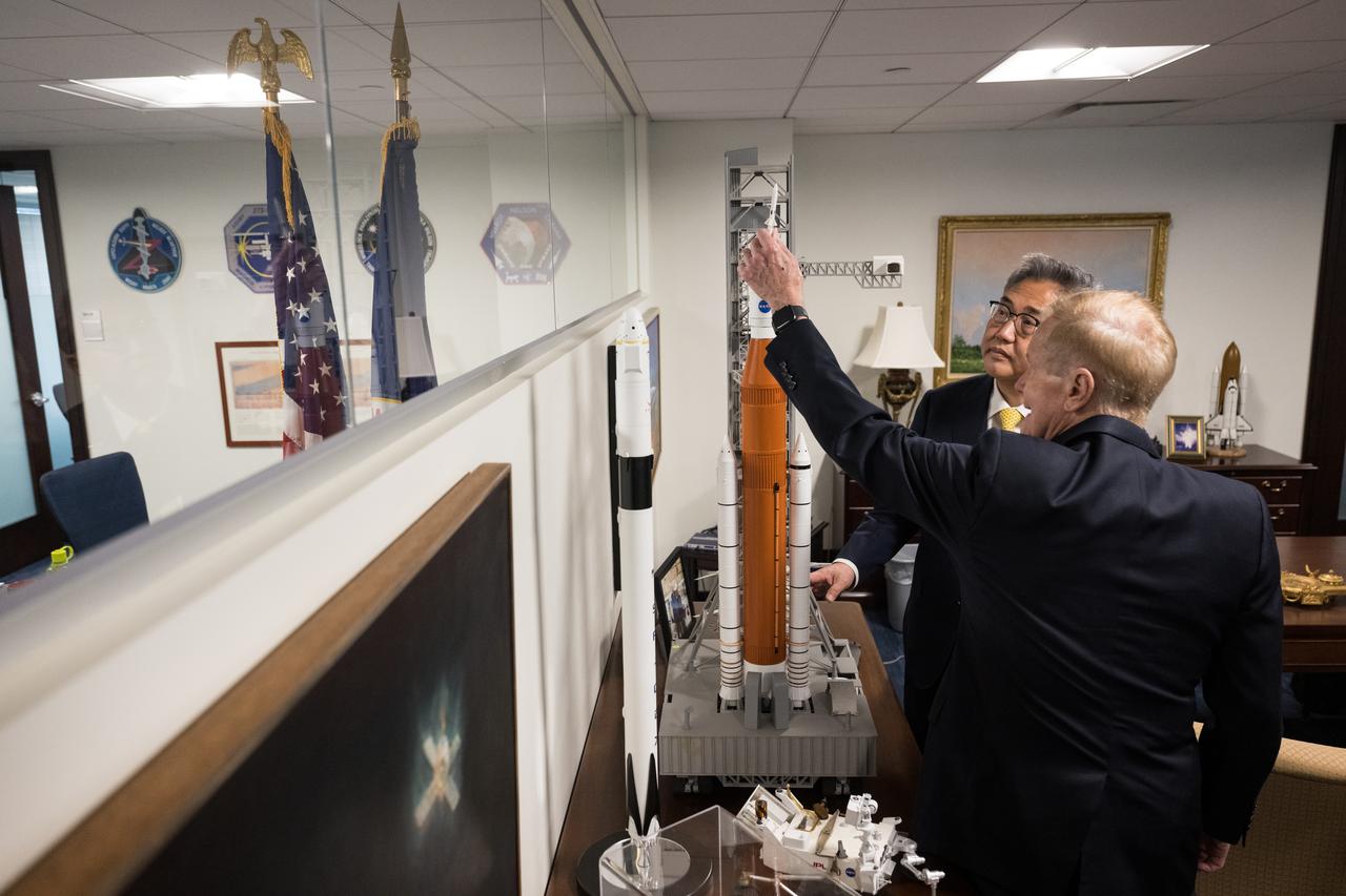 NASA Administrator Bill Nelson shows Republic of Korea Minister of Foreign Affairs, Jin Park, a model of the Space Launch System (SLS), Thursday, Feb. 2, 2023 at the Mary W. Jackson NASA Headquarters building in Washington DC. Photo Credit: (NASA/Aubrey Gemignani)