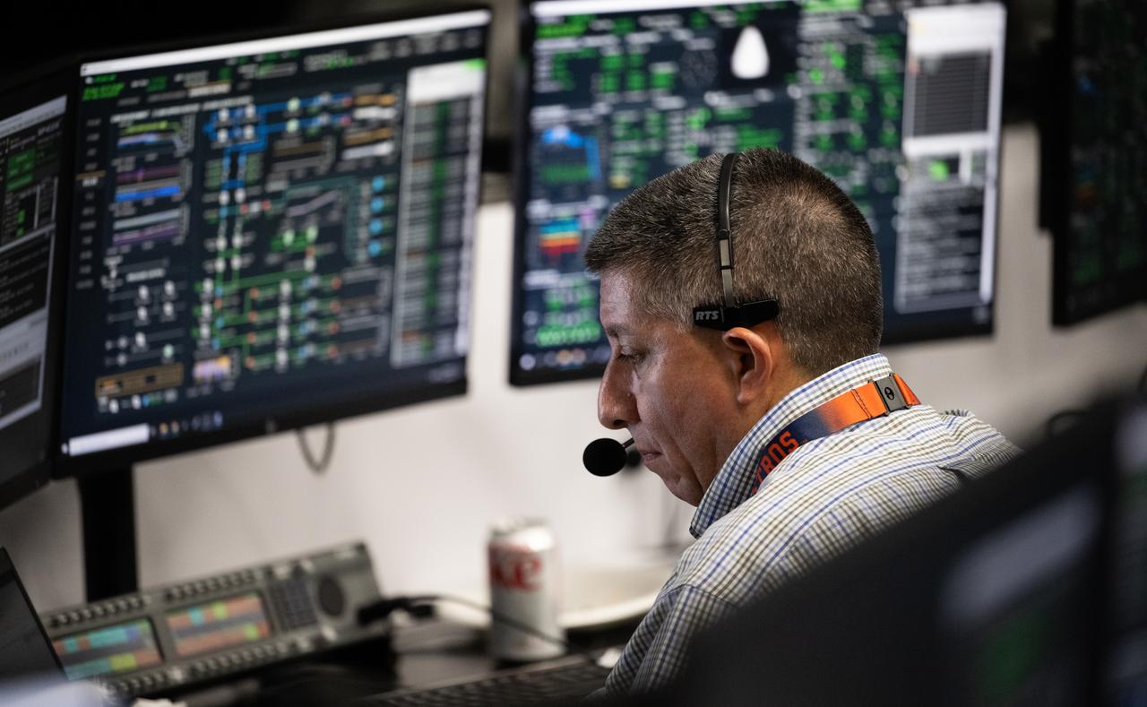 Richard Jones, manager of the Mission Management and Integration Office for NASA's Commercial Crew Program, monitors the countdown during a dress rehearsal in preparation for the launch of a SpaceX Falcon 9 rocket carrying the company's Dragon spacecraft on NASA’s SpaceX Crew-6 mission with NASA astronauts Stephen Bowen and Warren "Woody" Hoburg, UAE (United Arab Emirates) astronaut Sultan Alneyadi, and Roscosmos cosmonaut Andrey Fedyaev onboard, Thursday, Feb. 23, 2023, in firing room four of the Rocco A. Petrone Launch Control Center at NASA’s Kennedy Space Center in Florida. NASA’s SpaceX Crew-6 mission is the sixth crew rotation mission of the SpaceX Dragon spacecraft and Falcon 9 rocket to the International Space Station as part of the agency’s Commercial Crew Program. Bowen, Hoburg, Alneyadi, and Fedyaev are scheduled to launch at 1:45 a.m. EST on Feb. 27, from Launch Complex 39A at the Kennedy Space Center. Photo Credit: (NASA/Joel Kowsky)