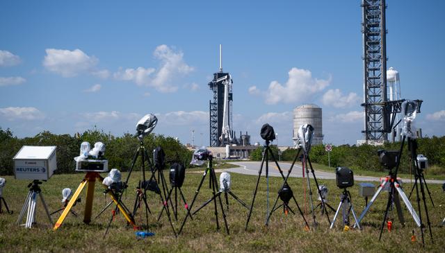 NASA image: NASA’s SpaceX Crew-6 Preflight