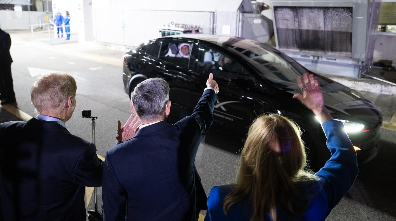 NASA Administrator Bill Nelson, left, Bob Cabana, NASA associate administrator, center, and Kennedy Space Center director Janet Petro, right, wave as the vehicles carrying Roscosmos cosmonaut Andrey Fedyaev, NASA astronaut Warren “Woody" Hoburg, NASA astronaut Stephen Bowen, and UAE (United Arab Emirates) astronaut Sultan Alneyadi, depart the Neil A. Armstrong Operations and Checkout Building for Launch Complex 39A to board the SpaceX Dragon spacecraft for the Crew-6 mission launch, Wednesday, March 1, 2023, at NASA’s Kennedy Space Center in Florida. NASA’s SpaceX Crew-6 mission is the sixth crew rotation mission of the SpaceX Crew Dragon spacecraft and Falcon 9 rocket to the International Space Station as part of the agency’s Commercial Crew Program. Bowen, Hoburg, Alneyadi, and Fedyaev are scheduled to launch at 12:34 a.m. EST on March 2, from Launch Complex 39A at the Kennedy Space Center. Photo Credit: (NASA/Joel Kowsky)