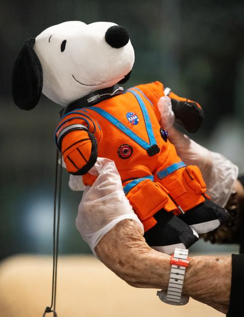 NASA image: NASA Administrator Meets with Jeannie Schulz