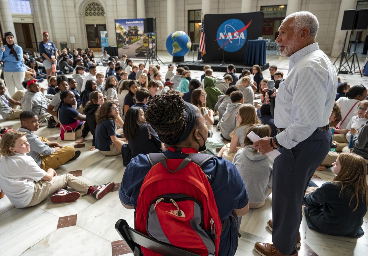 Former NASA Administrator Charlie Bolden speaks with local students during an Earth Day event, Thursday, April 20, 2023, at Union Station in Washington.  Photo Credit: (NASA/Keegan Barber)