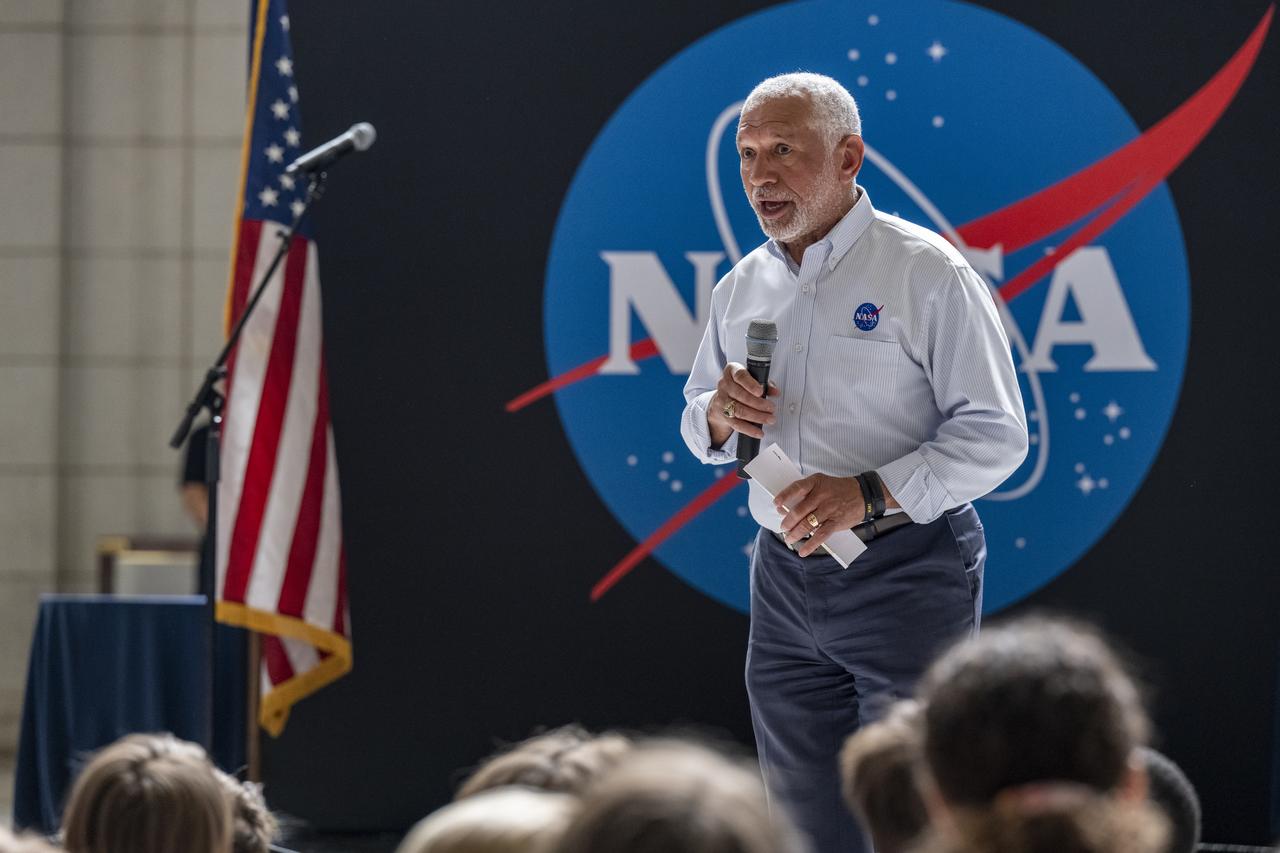 Former NASA Administrator Charlie Bolden speaks with local students during an Earth Day event, Thursday, April 20, 2023, at Union Station in Washington.  Photo Credit: (NASA/Keegan Barber)