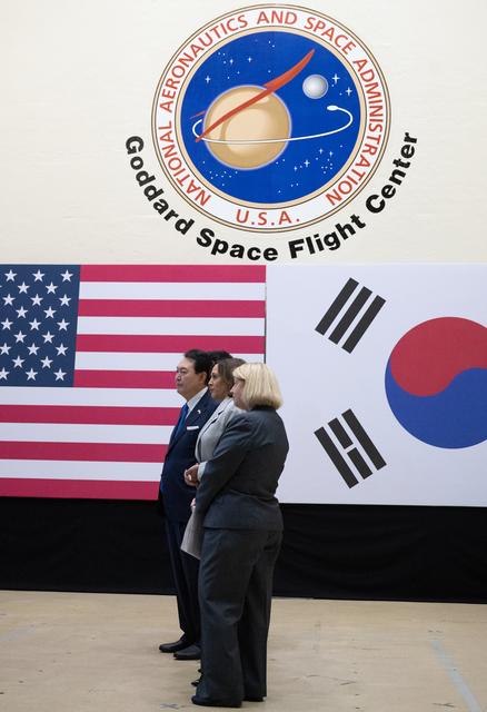 NASA image: Vice President Harris and President Yoon at GSFC