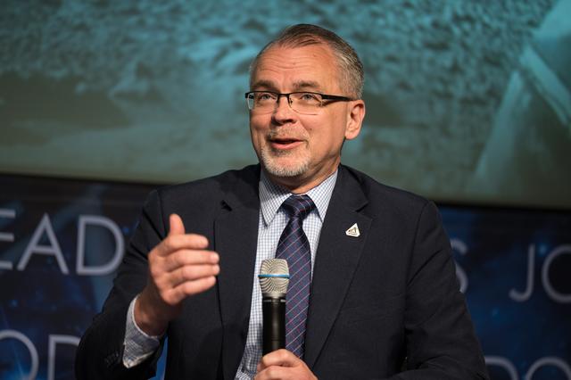 NASA image: Artemis Human Landing System Announcement