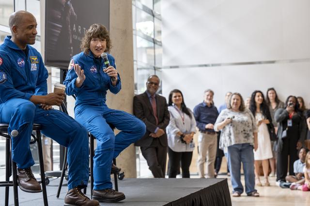 NASA image: Artemis II Crew Canadian Embassy Workforce Event