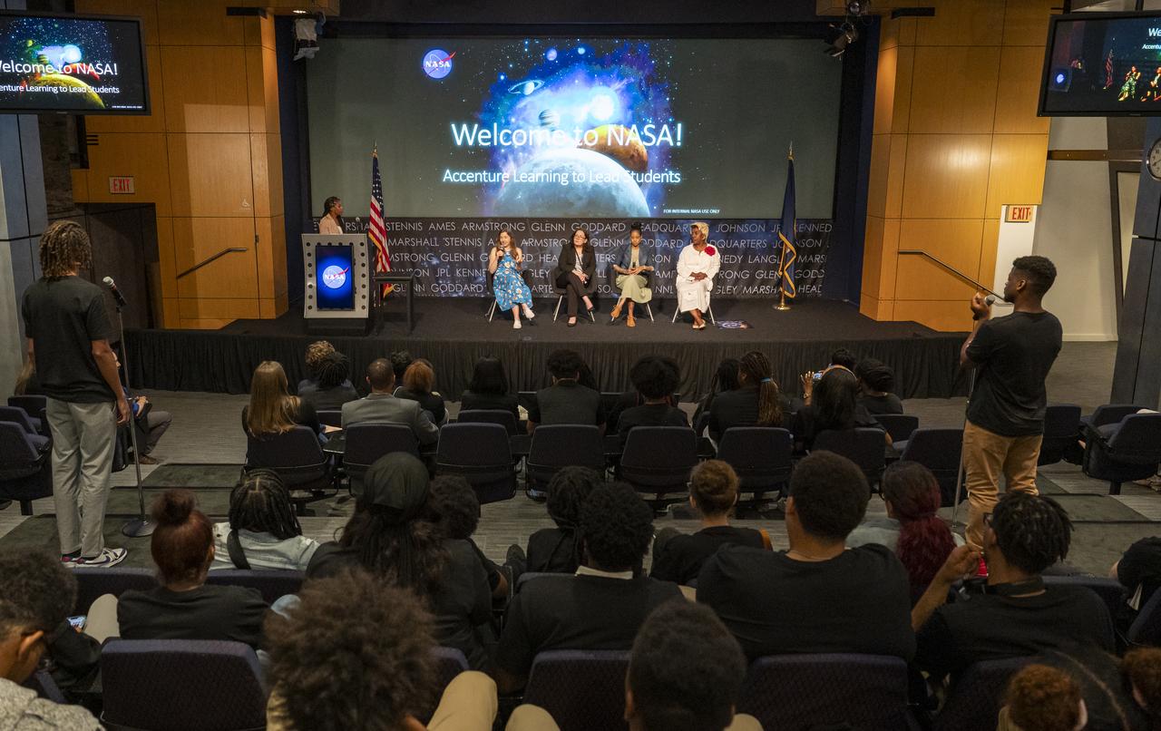 Senior Communications Specialist Elizabeth Landau, left, answers questions during a high school student engagement event, Thursday, July 6, 2023, at the Mary W. Jackson NASA Headquarters building in Washington. Photo Credit: (NASA/Keegan Barber)