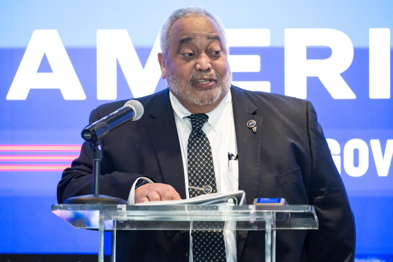 NASA Associate Administrator, Office of Small Business Programs, Glenn Delgado, gives remarks during an event unveiling the 2022 Small Business Federal Procurement Scorecard, Tuesday, July 18, 2023, in the Earth Information Center at the Mary W. Jackson NASA Headquarters building in Washington. NASA Administrator Bill Nelson and NASA Deputy Administrator Pam Melroy hosted Isabella Casillas Guzman, Administrator of the Small Business Administration (SBA), for the unveiling of the annual scorecard which looks at how federal agencies rank on meeting their small business goals. Photo Credit: (NASA/Aubrey Gemignani)