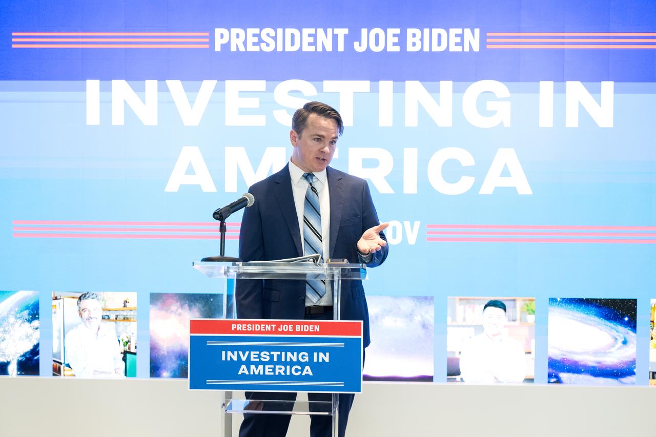 Timothy Richardson, FDSS-III Program Manager, OPR LLC, gives remarks during an event unveiling the 2022 Small Business Federal Procurement Scorecard, Tuesday, July 18, 2023, in the Earth Information Center at the Mary W. Jackson NASA Headquarters building in Washington. NASA Administrator Bill Nelson and NASA Deputy Administrator Pam Melroy hosted Isabella Casillas Guzman, Administrator of the Small Business Administration (SBA), for the unveiling of the annual scorecard which looks at how federal agencies rank on meeting their small business goals. Photo Credit: (NASA/Aubrey Gemignani)