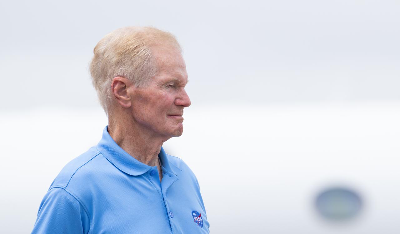 NASA Administrator Bill Nelson looks on as NASA astronaut Jasmin Moghbeli, ESA (European Space Agency) astronaut Andreas Mogensen, Japan Aerospace Exploration Agency (JAXA) astronaut Satoshi Furukawa, and Roscosmos cosmonaut Konstantin Borisov, speak to members of the media after arriving at the Launch and Landing Facility at NASA’s Kennedy Space Center in Florida ahead of the agency’s SpaceX Crew-7 mission, Sunday, Aug. 20, 2023. NASA’s SpaceX Crew-7 mission is the seventh crew rotation mission of the SpaceX Dragon spacecraft and Falcon 9 rocket to the International Space Station as part of the agency’s Commercial Crew Program. Moghbeli, Mogensen, Furukawa, and Borisov are scheduled to launch at 3:49 a.m. EDT on August 25, from Launch Complex 39A at the Kennedy Space Center. Photo Credit: (NASA/Joel Kowsky)