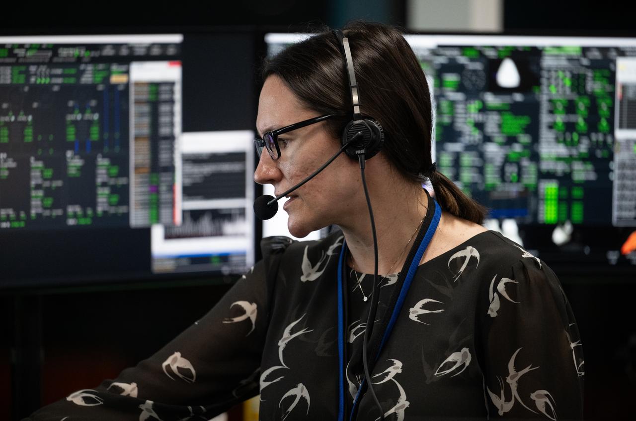 Nicole Jordan, manager of the Spacecraft Office for NASA's Commercial Crew Program, monitors the countdown during a dress rehearsal in preparation for the launch of a SpaceX Falcon 9 rocket carrying the company's Dragon spacecraft on NASA’s SpaceX Crew-7 mission with NASA astronaut Jasmin Moghbeli, ESA (European Space Agency) astronaut Andreas Mogensen, Japan Aerospace Exploration Agency (JAXA) astronaut Satoshi Furukawa, and Roscosmos cosmonaut Konstantin Borisov onboard, Tuesday, Aug. 22, 2023, in SpaceX’s SpaceX’s Launch and Landing Control Center in HangerX at NASA’s Kennedy Space Center in Florida. NASA’s SpaceX Crew-7 mission is the seventh crew rotation mission of the SpaceX Dragon spacecraft and Falcon 9 rocket to the International Space Station as part of the agency’s Commercial Crew Program. Moghbeli, Mogensen, Furukawa, and Borisov are scheduled to launch on 3:49 a.m. EDT on Friday, August 25, from Launch Complex 39A at the Kennedy Space Center. Photo Credit: (NASA/Joel Kowsky)