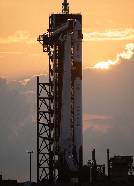 NASA image: NASA’s SpaceX Crew-7 Preflight