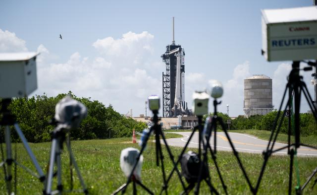 NASA image: NASA’s SpaceX Crew-7 Preflight