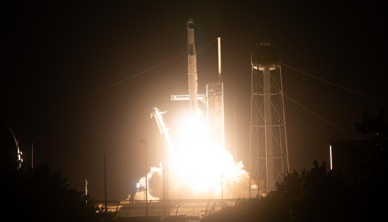 A SpaceX Falcon 9 rocket carrying the company's Dragon spacecraft is launched on NASA’s SpaceX Crew-7 mission to the International Space Station with NASA astronaut Jasmin Moghbeli, ESA (European Space Agency) astronaut Andreas Mogensen, Japan Aerospace Exploration Agency (JAXA) astronaut Satoshi Furukawa, and Roscosmos cosmonaut Konstantin Borisov onboard, Saturday, Aug. 26, 2023, at NASA’s Kennedy Space Center in Florida. NASA’s SpaceX Crew-7 mission is the seventh crew rotation mission of the SpaceX Dragon spacecraft and Falcon 9 rocket to the International Space Station as part of the agency’s Commercial Crew Program. Moghbeli, Mogensen, Furukawa, and Borisov launched at 3:27 a.m. EDT from Launch Complex 39A at the Kennedy Space Center to begin a six month mission aboard the orbital outpost. Photo Credit: (NASA/Joel Kowsky)