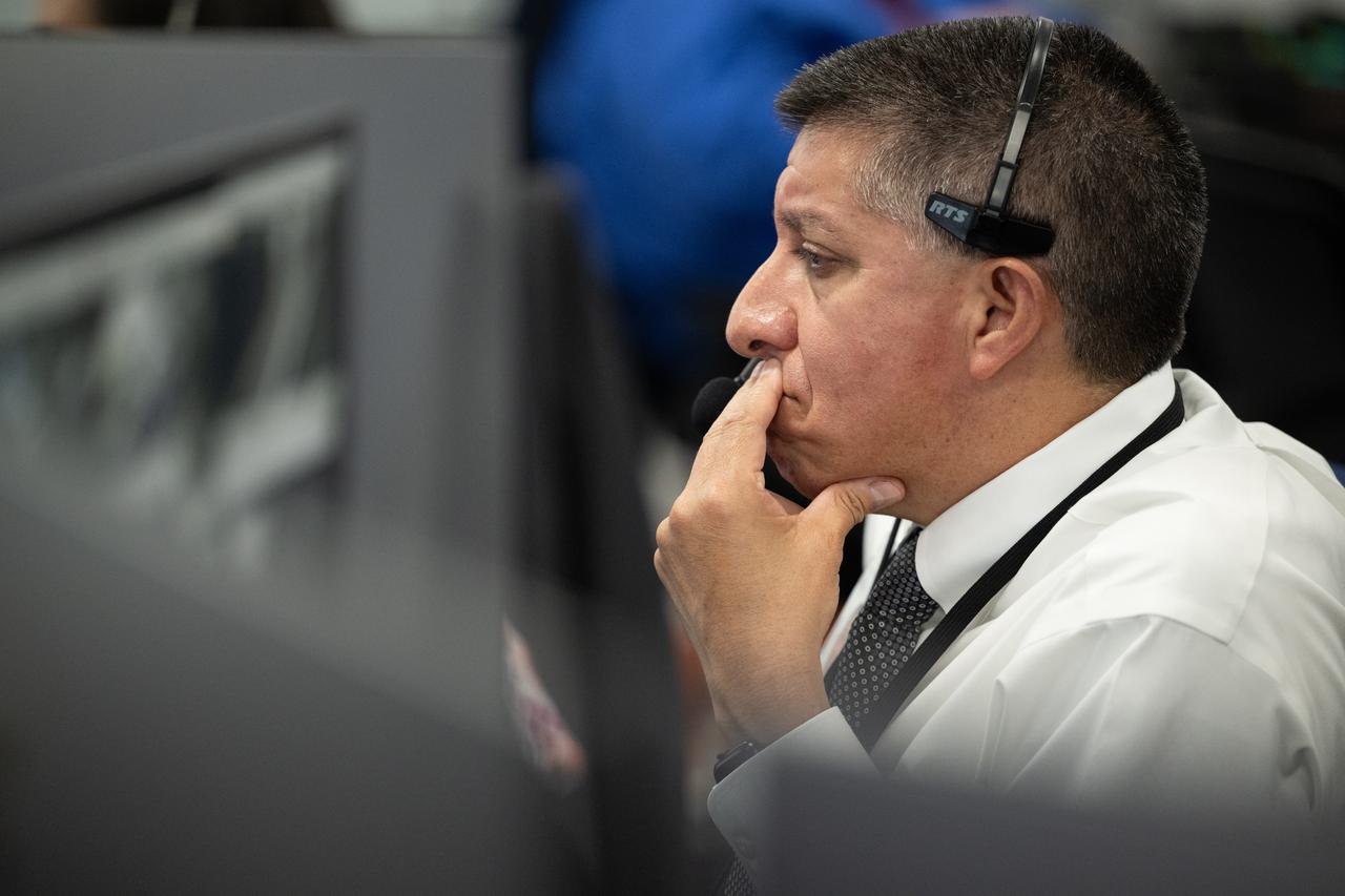 Richard Jones, manager of the Mission Management and Integration Office for NASA's Commercial Crew Program, monitors the countdown of the launch of a SpaceX Falcon 9 rocket carrying the company's Dragon spacecraft on NASA’s SpaceX Crew-7 mission with NASA astronaut Jasmin Moghbeli, ESA (European Space Agency) astronaut Andreas Mogensen, Japan Aerospace Exploration Agency (JAXA) astronaut Satoshi Furukawa, and Roscosmos cosmonaut Konstantin Borisov onboard, Saturday, Aug. 26, 2023, in SpaceX’s Launch and Landing Control Center in HangerX at NASA’s Kennedy Space Center in Florida. NASA’s SpaceX Crew-7 mission is the first crew rotation mission of the SpaceX Dragon spacecraft and Falcon 9 rocket to the International Space Station as part of the agency’s Commercial Crew Program. Moghbeli, Mogensen, Furukawa, and Borisov launched at 3:27 a.m. EDT from Launch Complex 39A at the Kennedy Space Center. Photo Credit: (NASA/Joel Kowsky)