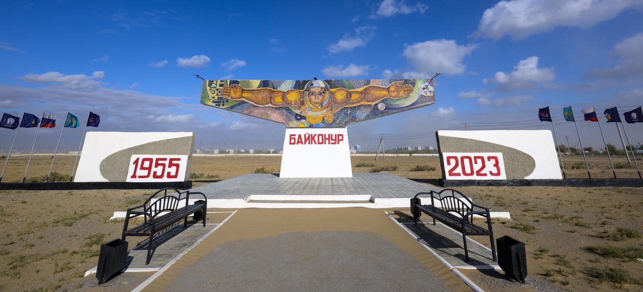 A mosaic sign welcomes visitors outside the town of Baikonur, Kazakhstan, Monday, Sept. 11, 2023. NASA team members arrived in Baikonur, Kazakhstan in advance of the Sept. 15, MS-24 spacecraft launch with Expedition 70 NASA astronaut Loral O'Hara, and Roscosmos cosmonauts Oleg Kononenko, and Nikolai Chub. Photo Credit: (NASA/Bill Ingalls)