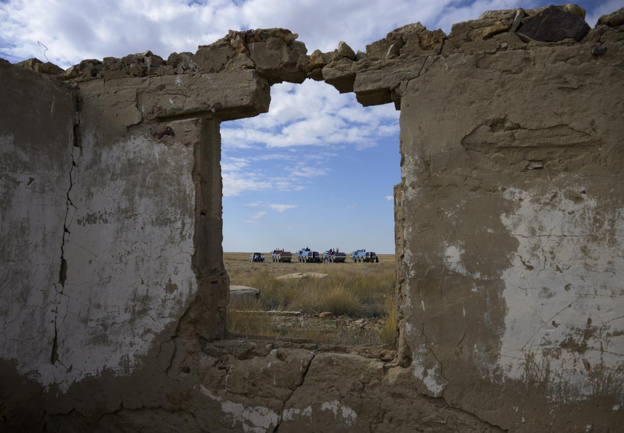 The Russian Search and Recovery Forces All Terrain Vehicle (ATV) team have lunch and prepare for the landing of Expedition 69 NASA astronaut Frank Rubio, Roscosmos cosmonauts Dmitri Petelin and Sergey Prokopyev, Wednesday, Sept. 27, 2023, outside of Zhezkazgan, Kazakhstan. The trio are returning to Earth after logging 371 days in space as members of Expeditions 68-69 aboard the International Space Station. For Rubio, his mission is the longest single spaceflight by a U.S. astronaut in history. Photo Credit: (NASA/Bill Ingalls)