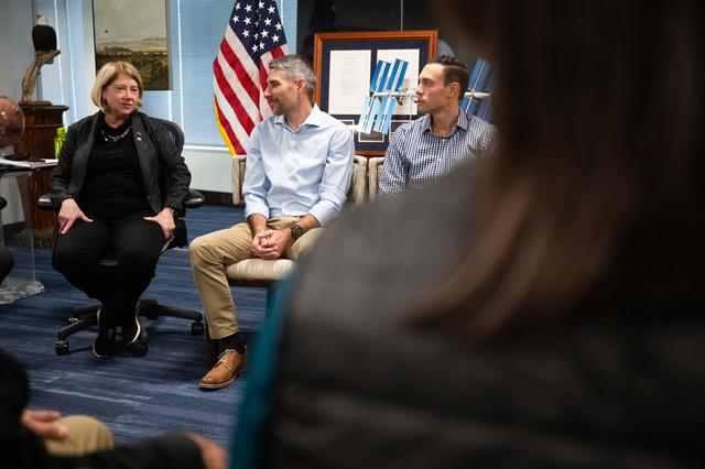 NASA image: 2021 Astronaut Candidates with NASA Senior Leadership