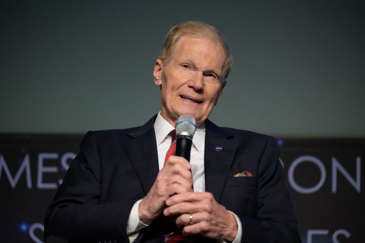 NASA Administrator Bill Nelson gives remarks during a NASA town hall event, Tuesday, Dec. 12, 2023, at the NASA Headquarters Mary W. Jackson Building in Washington. Photo Credit: (NASA/Bill Ingalls)