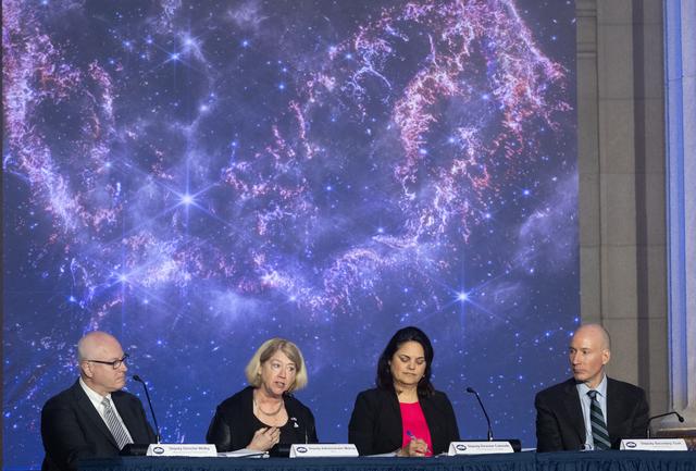 NASA image: National Space Council Meeting