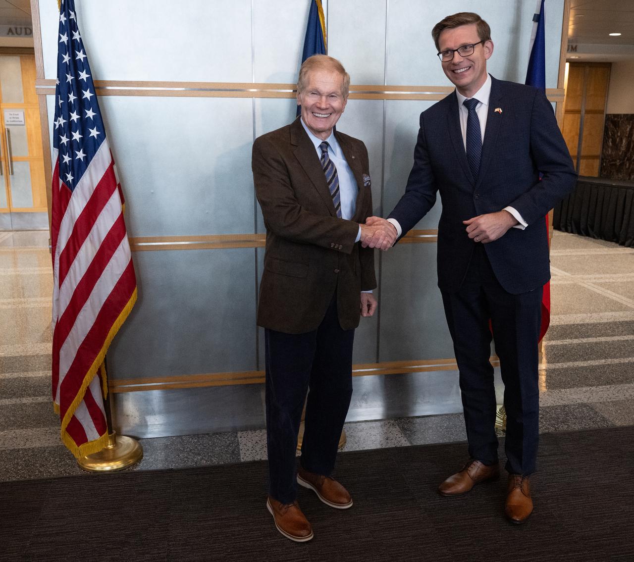 NASA Administrator Bill Nelson, left, and Martin Kupka, Minister of Transport for the Czech Republic, pose for a picture ahead of a meeting at the Mary W. Jackson NASA Headquarters building, Monday, Jan. 22, 2024, in Washington. Photo Credit: (NASA/Joel Kowsky)