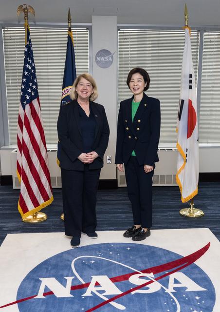 NASA image: NASA Deputy Admin Meets with Korean Vice Minister for Science an