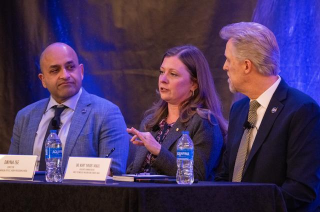 NASA image: NASA Leadership at 2024 Artemis Suppliers Conference
