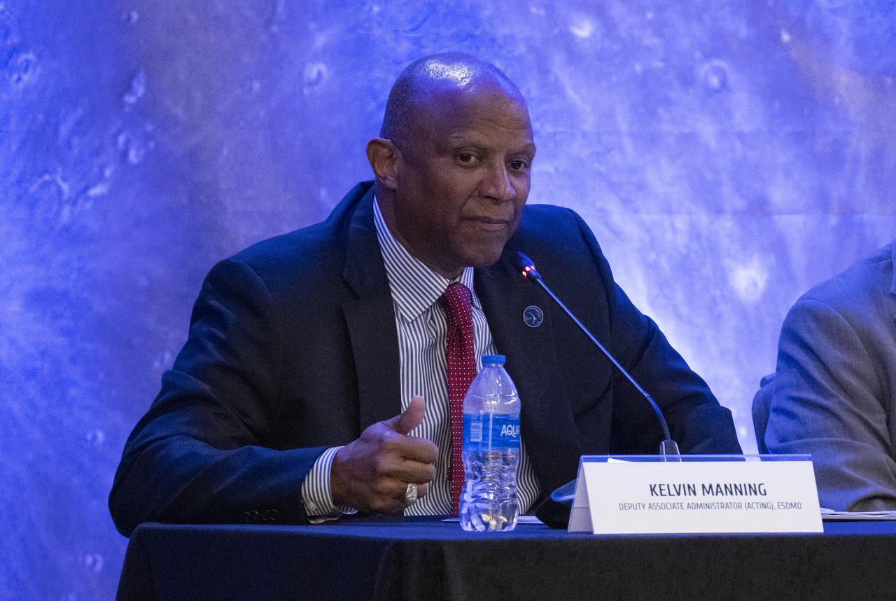 Kelvin Manning, acting deputy associate administrator for the Explorations Systems Development Mission Directorate at NASA, speaks before a panel discussion with agency center directors during the 2024 Artemis Suppliers Conference, Wednesday, Feb. 28, 2024, at the Grand Hyatt Hotel in Washington.  Photo Credit: (NASA/Joel Kowsky)