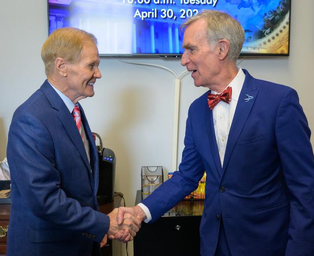 NASA image: NASA Administrator and Bill Nye Meeting