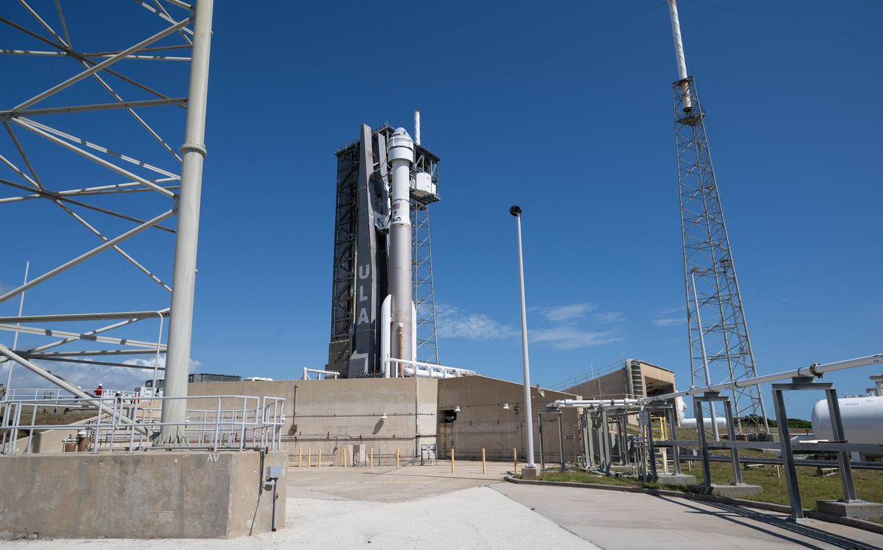 A United Launch Alliance Atlas V rocket with Boeing’s CST-100 Starliner spacecraft aboard is seen as it is rolled out of the Vertical Integration Facility to the launch pad at Space Launch Complex 41 ahead of the NASA’s Boeing Crew Flight Test, Saturday, May 4, 2024 at Cape Canaveral Space Force Station in Florida. NASA’s Boeing Crew Flight Test is the first launch with astronauts aboard the Starliner spacecraft and Atlas V rocket to the International Space Station as part of the agency’s Commercial Crew Program. The flight test, targeted for launch at 10:34 p.m. EDT on Monday, May 6, serves as an end-to-end demonstration of Boeing’s crew transportation system and will carry NASA astronauts Butch Wilmore and Suni Williams to and from the orbiting laboratory. Photo Credit: (NASA/Joel Kowsky)